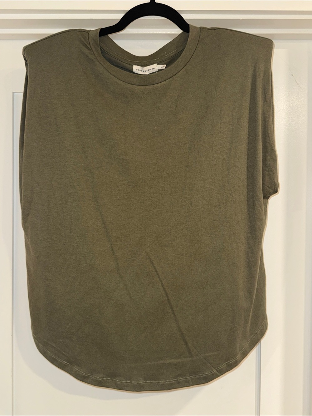 Good American Sleeveless Olive Shoulder-Pad Tank Top